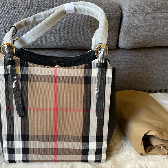 New Burberry Tote Canterbury House Check Derby Canvas Black Leather shou… - Picture 10 of 13